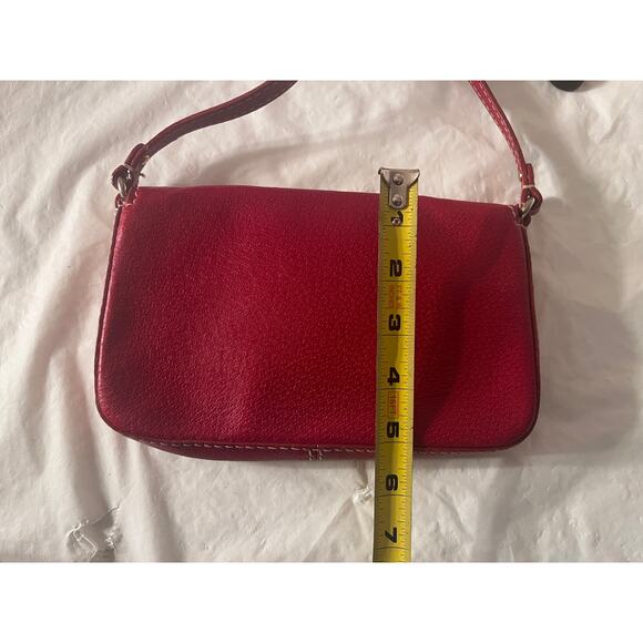 Kate Spade small red leather shoulder bag purse. - Picture 10 of 12